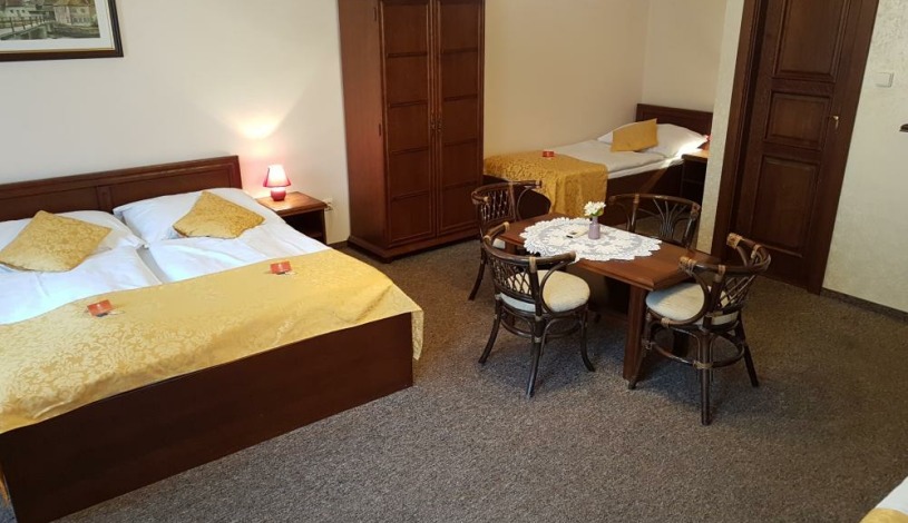 Hotel BARBORA Český Krumlov - Dvoulůžkový pokoj B, Dvoulůžkový pokoj A, Čtyřlůžkový pokoj A